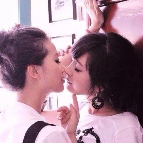 娱乐圈吃瓜故事一分钟